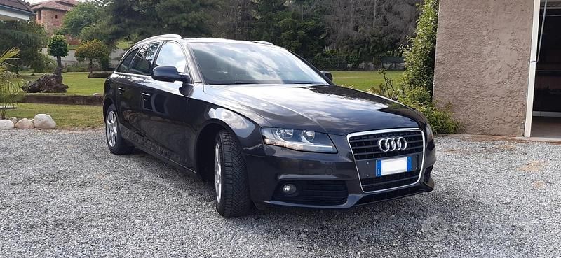 Usata Audi A4 Ambiente 120 CV (88 kW) 2011 Nero Station wagon