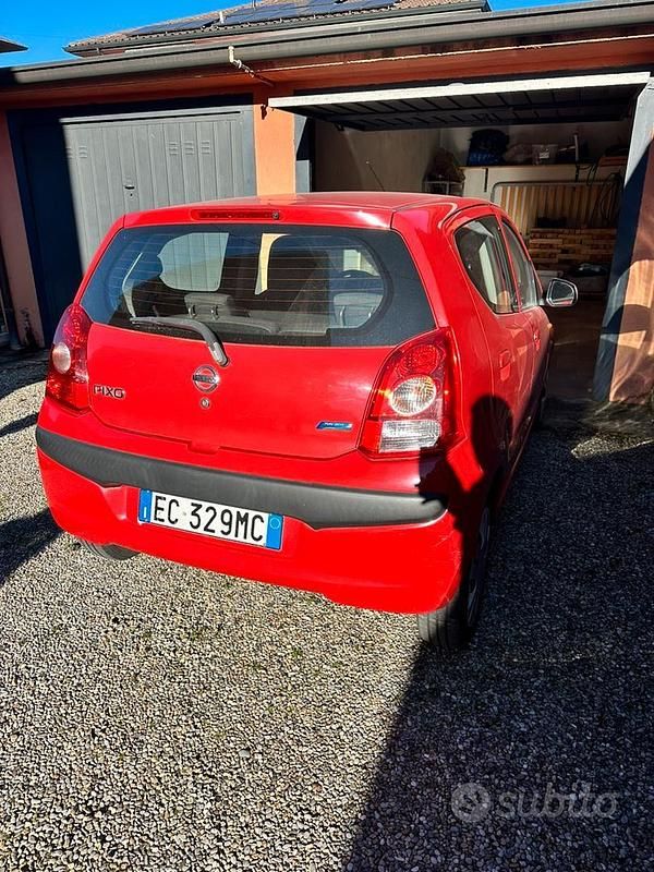 Usata Nissan Pixo 2011 Rosso Utilitaria