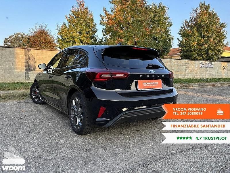 Usata Ford Focus 125 CV (91 kW) 2022 Nero Berlina