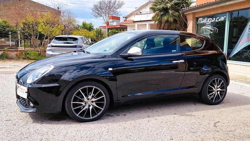 Usata Alfa Romeo MiTo Super 95 CV (69 kW) 2017 Nero Utilitaria