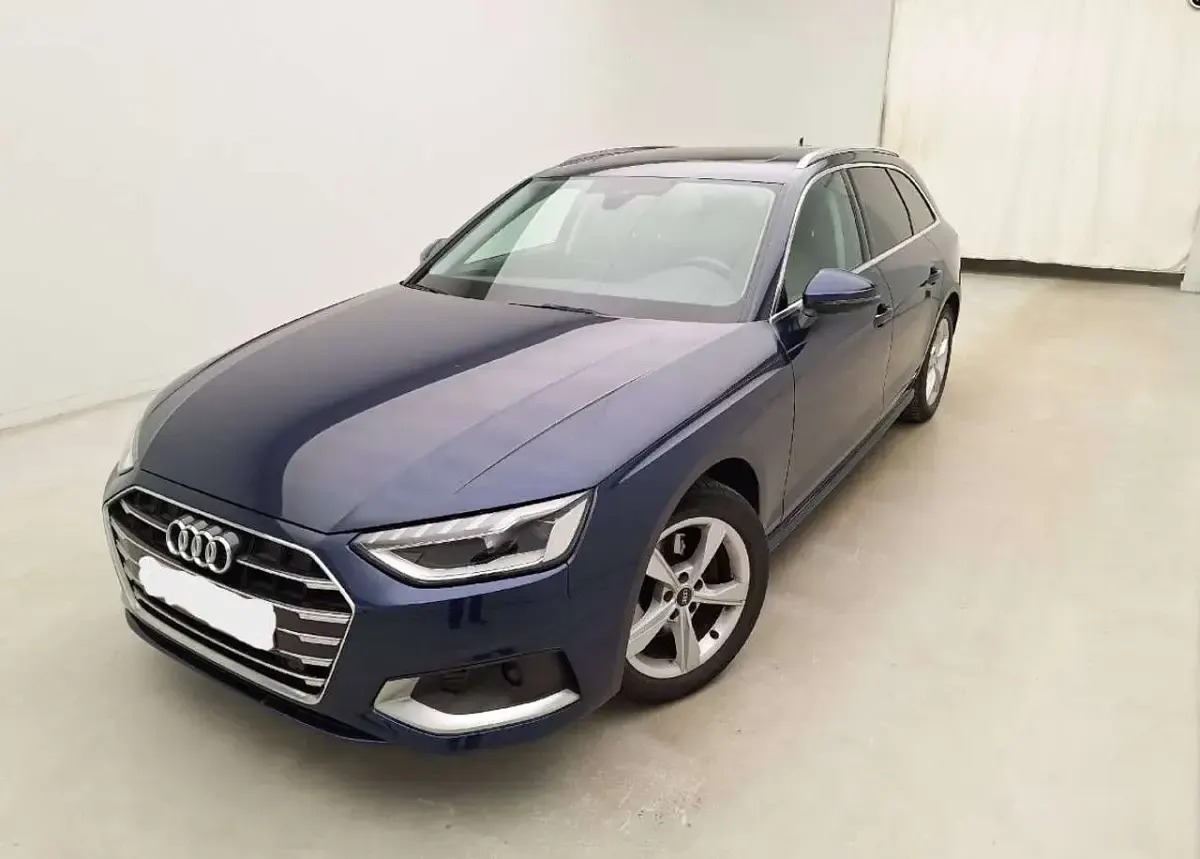 Usado Audi A4 Advanced Plus 136 CV (100 kW) 2022 Other Familiar