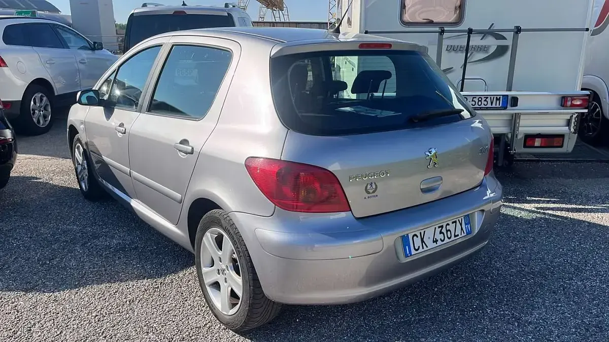 Usata Peugeot 307 107 CV (78 kW) 2003 Berlina