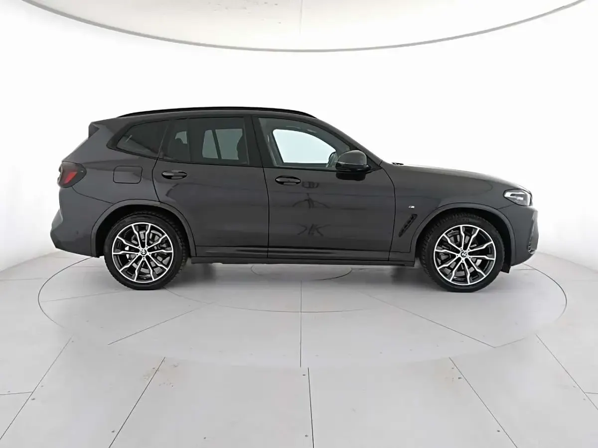 Usata BMW X3 M Sport 190 CV (139 kW) 2024 Sophisto grey SUV
