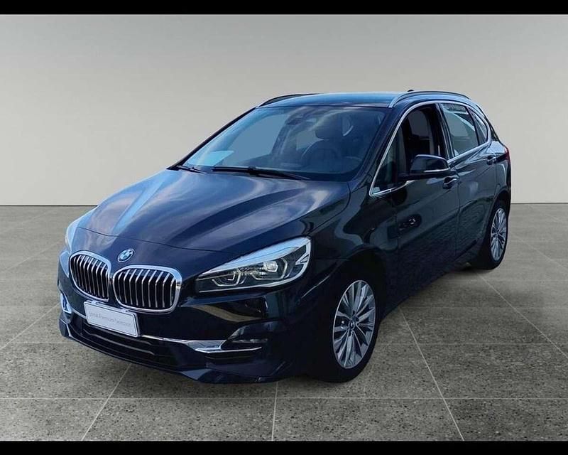 Usata BMW 216 Active Tourer Luxury Line 116 CV (85 kW) 2021 Nero metallizzato Monovolume