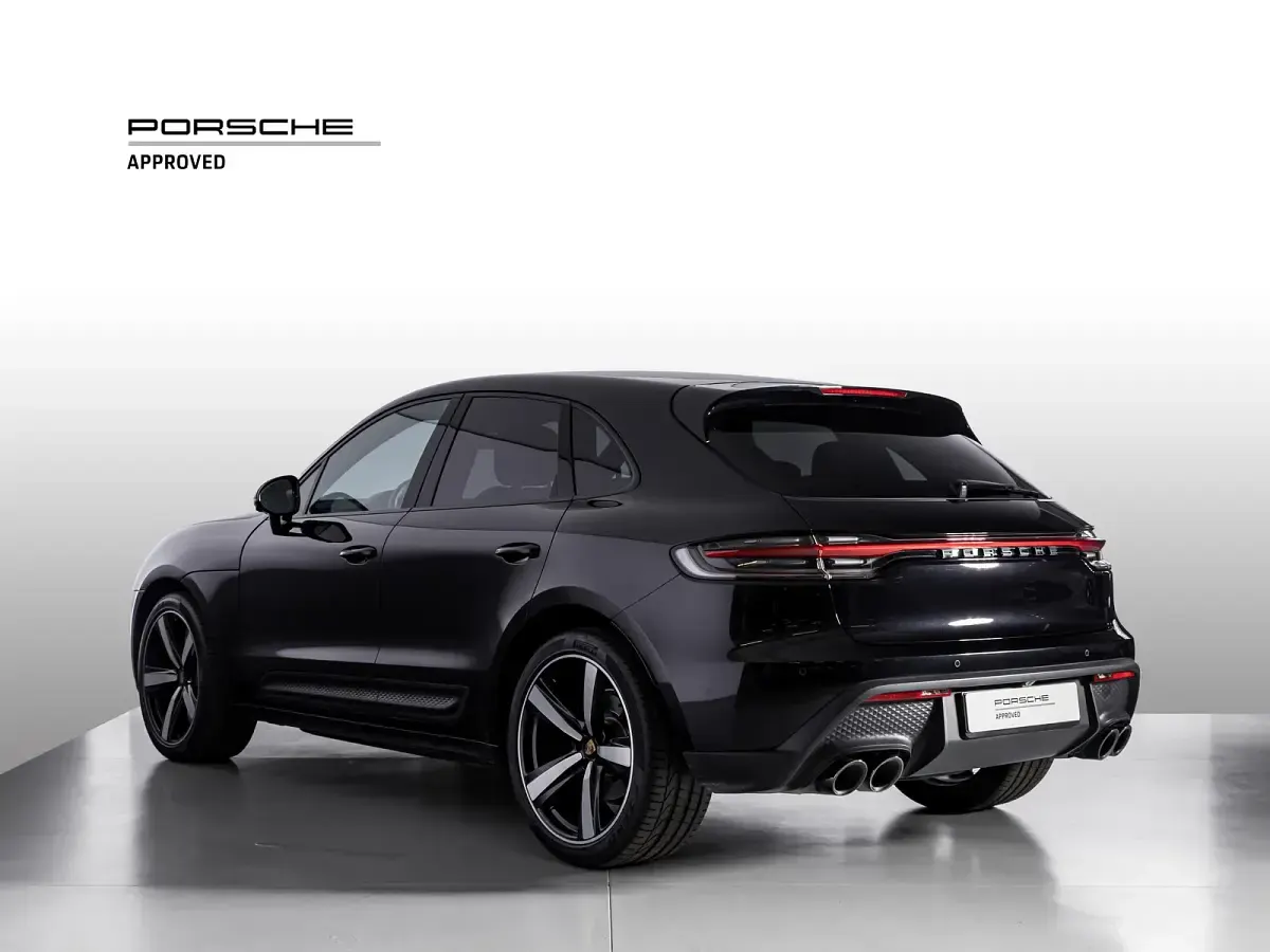 Usata Porsche Macan 265 CV (194 kW) 2024 Nero jet metallizzato SUV