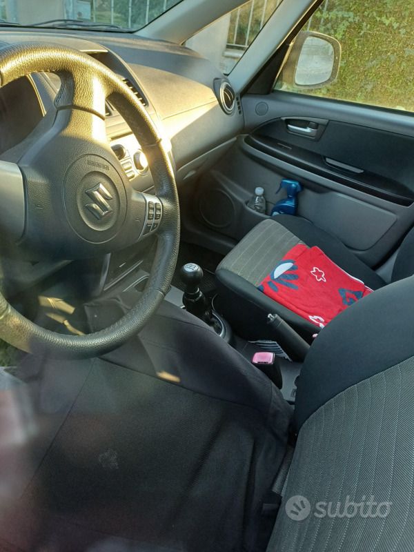 Usata Suzuki SX4 2009 Blu SUV