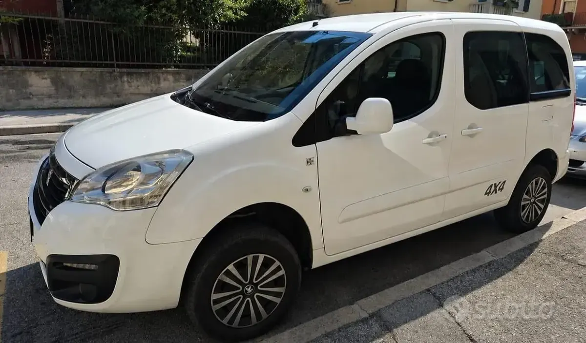 Usata Peugeot Partner Tepee 99 CV (72 kW) 2018 Monovolume
