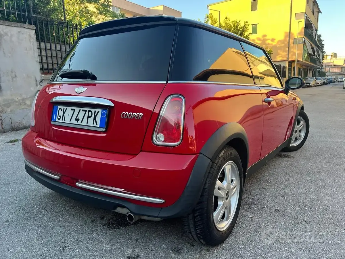 Usata Mini Cooper 116 CV (85 kW) 2006 Rosso Utilitaria