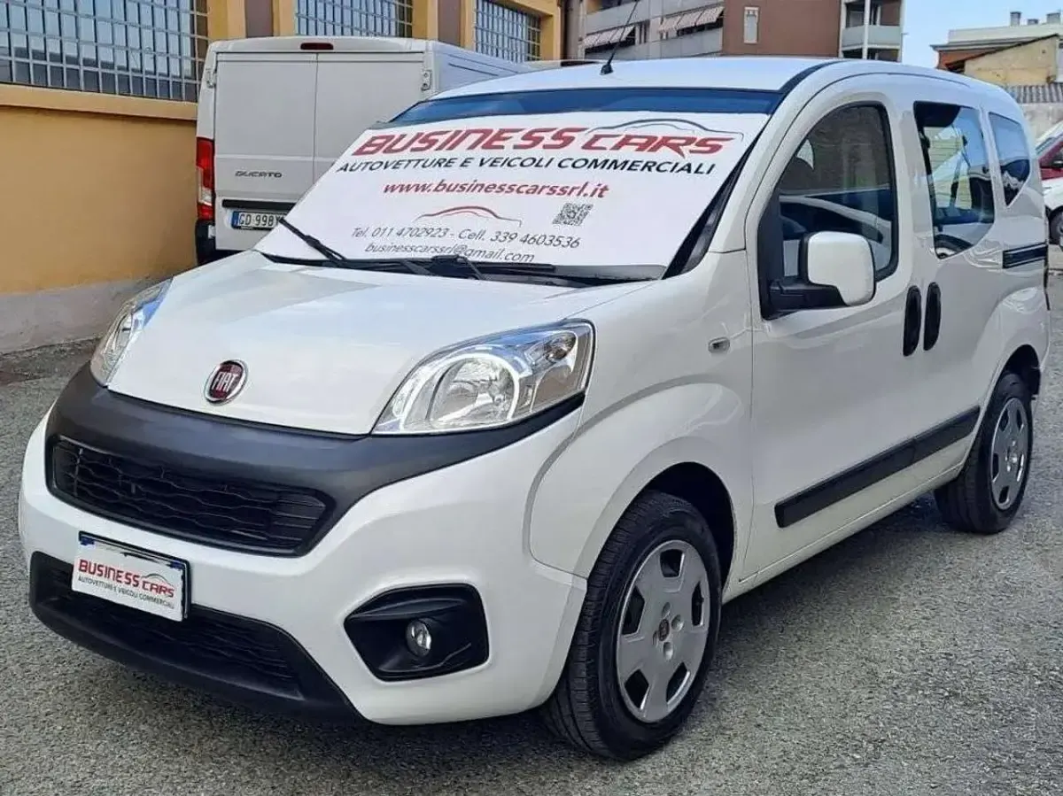Usata Fiat Qubo Trekking 80 CV (58 kW) 2020 Bianco Monovolume