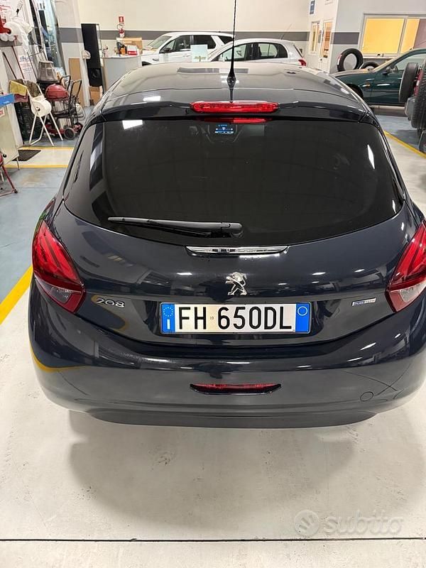 Usata Peugeot 208 Access 2017 Nero Utilitaria