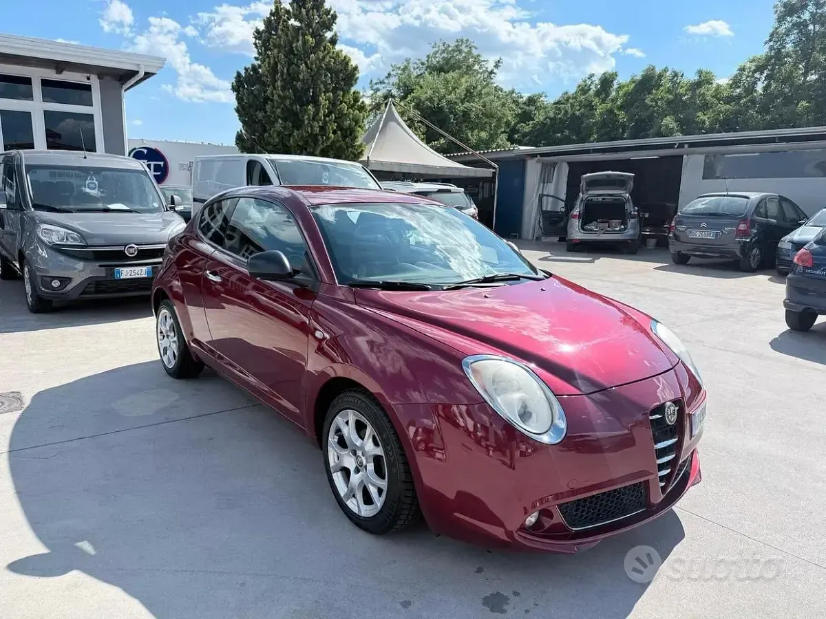 Usata Alfa Romeo MiTo Distinctive 105 CV (77 kW) 2010 Rosso Utilitaria