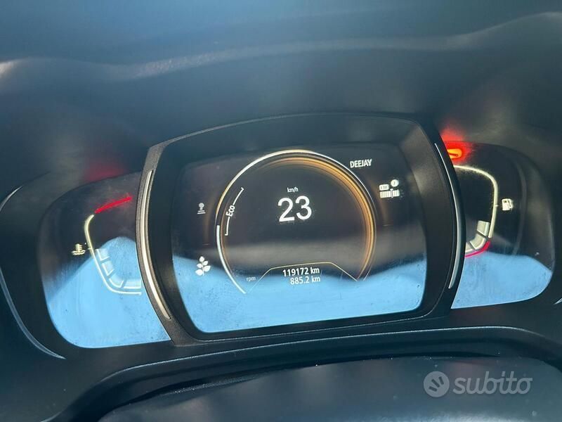 Usata Renault Kadjar Zen 110 CV (80 kW) 2016 Grigio SUV