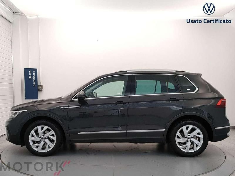 Usata VW Tiguan Elegance 150 CV (110 kW) 2022 Grigio SUV