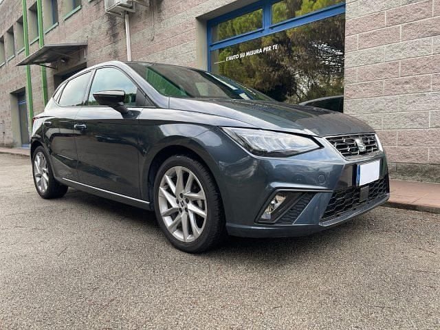 Usata Seat Ibiza FR 95 CV (69 kW) 2024 Grigio Berlina