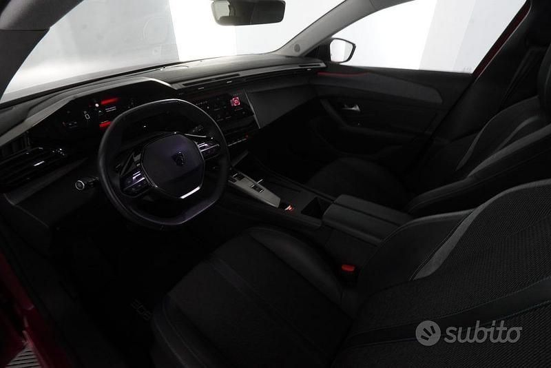 Usata Peugeot 308 Allure 131 CV (96 kW) 2023 Rosso Berlina