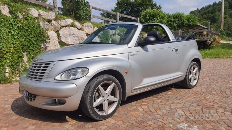 Argento Usata 2005 Chrysler PT Cruiser Cabrio | 3500 € - Immagine 1/4