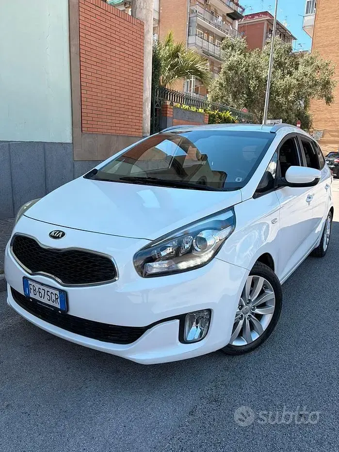 Usata Kia Carens 115 CV (84 kW) 2015 Bianco Monovolume