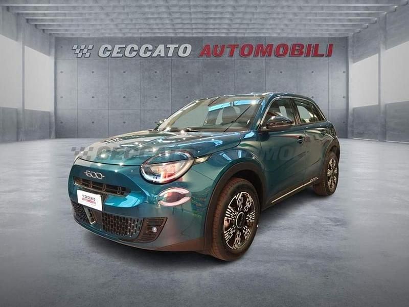 Verde Nuova 2025 Fiat 600 | 24.500 € - Immagine 1/4