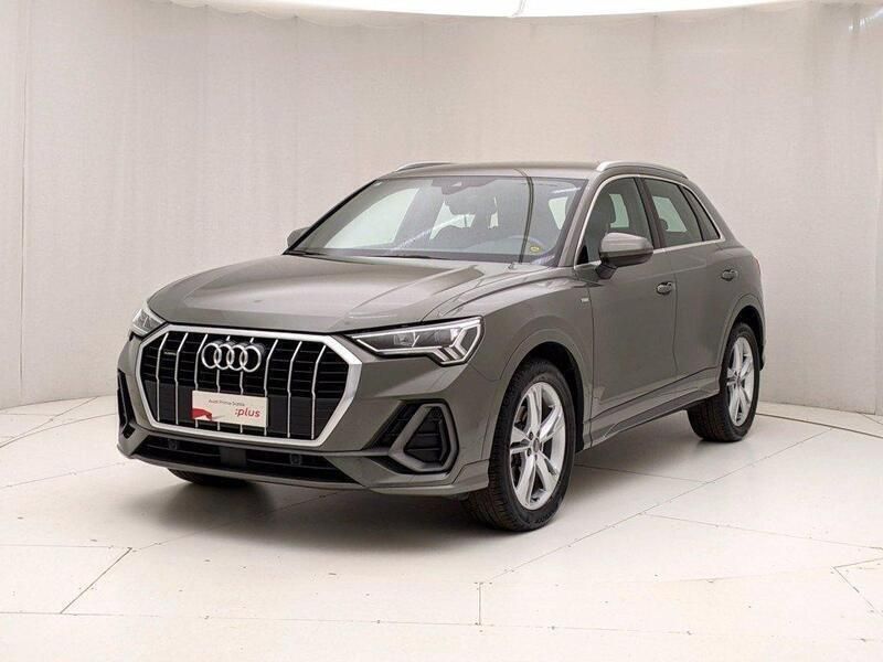 Grigio Usata 2019 Audi Q3 S-Line SUV | 34.900 € (Cara) - Immagine 1/4