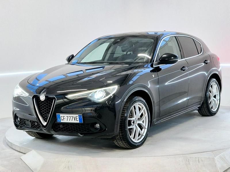 Usata Alfa Romeo Stelvio Veloce 210 CV (154 kW) 2021 Nero SUV