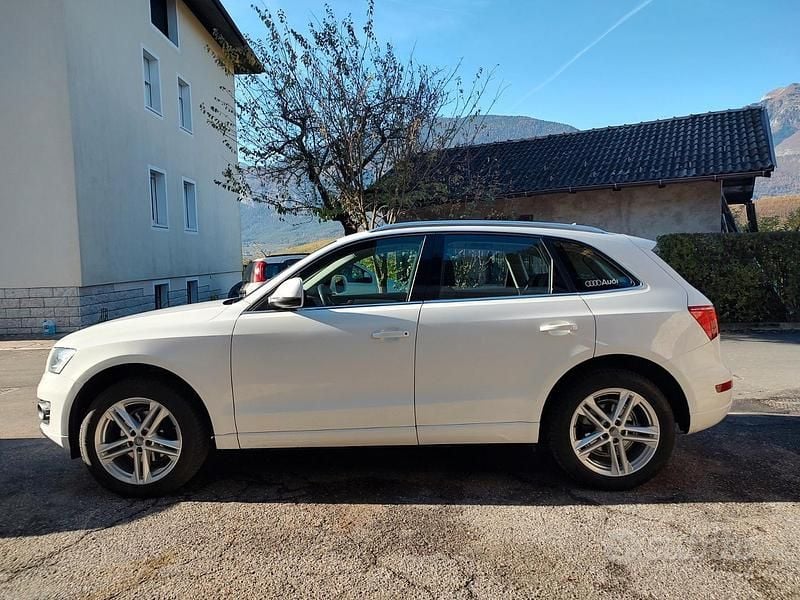 Usata Audi Q5 Ambiente 170 CV (125 kW) 2009 Bianco SUV
