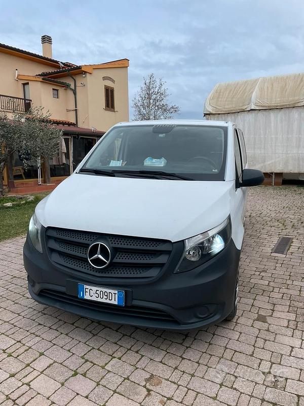 Usata Mercedes Vito 190 CV (139 kW) 2016 Bianco Furgone
