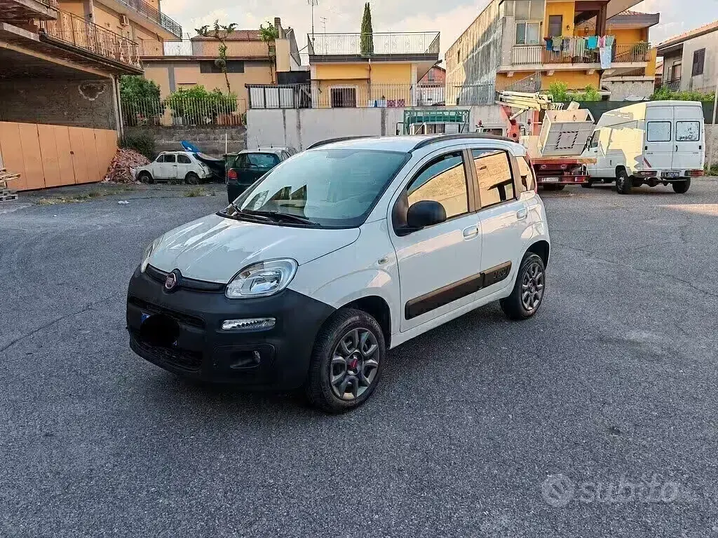 Usata Fiat Panda 4x4 75 CV (55 kW) 2015 Bianco Utilitaria