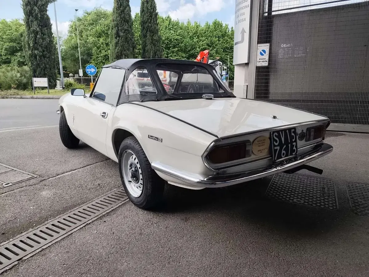 Usata Triumph Spitfire 1974 Bianco Cabrio