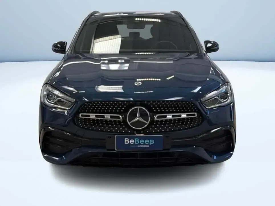 Usata Mercedes GLA200 Premium 150 CV (110 kW) 2023 Blu SUV