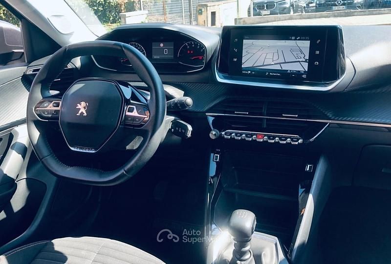 Usata Peugeot 2008 Active 110 CV (80 kW) 2021 Antracite SUV