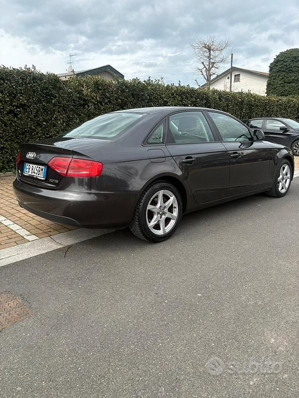 Usata Audi A4 143 CV (105 kW) 2010 Berlina