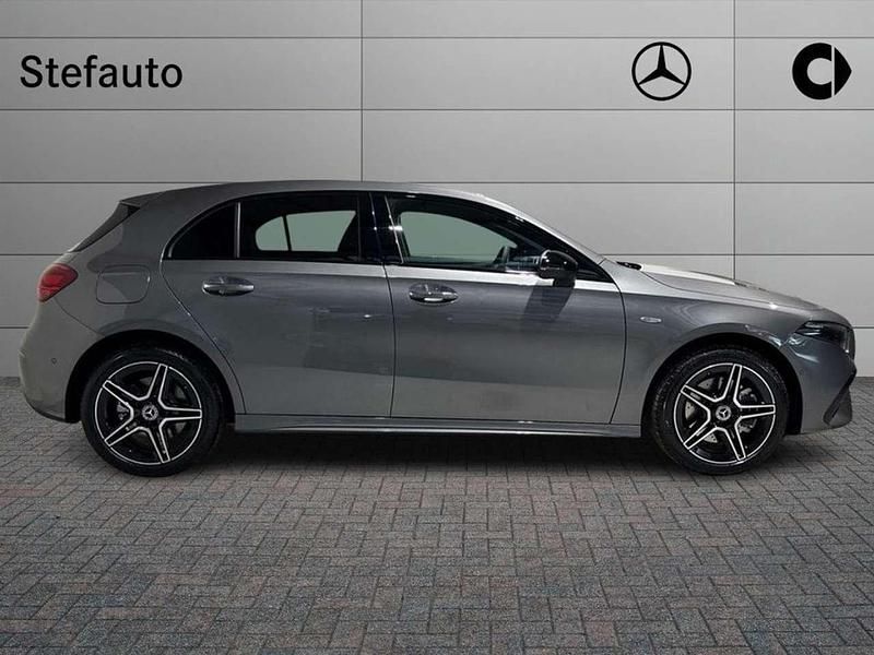 Nuova Mercedes A250 Advanced Plus 163 CV (119 kW) 2026 Grigio montagna Berlina