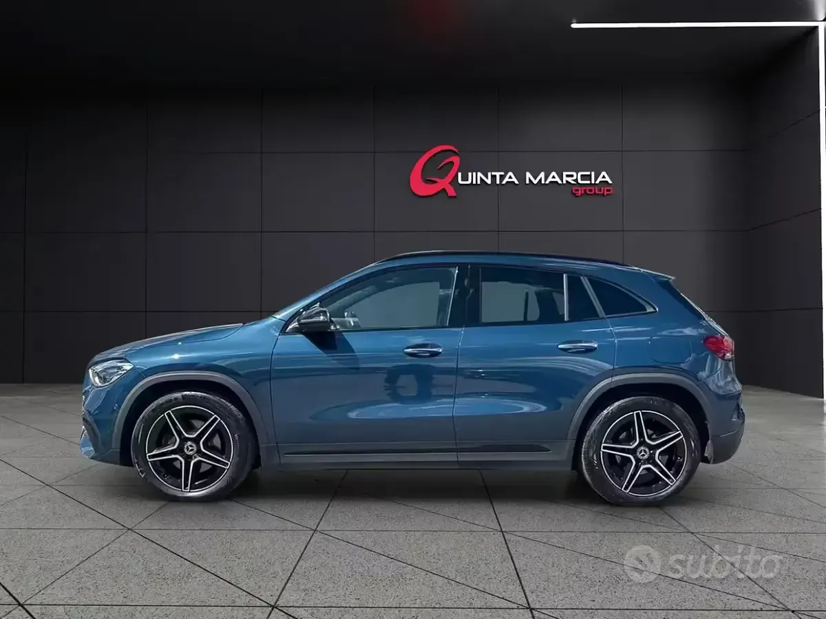 Usata Mercedes GLA220 Premium 190 CV (139 kW) 2022 Bluazzurro SUV