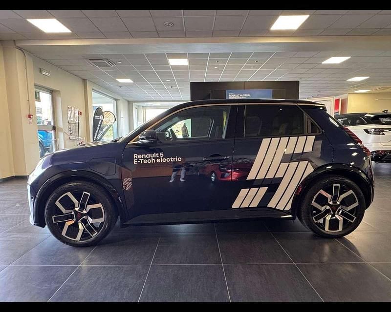 Usata Renault 5 E-Tech Iconic 110 kW (150 CV) 2024 Bestyle berlino (blu notturno Berlina