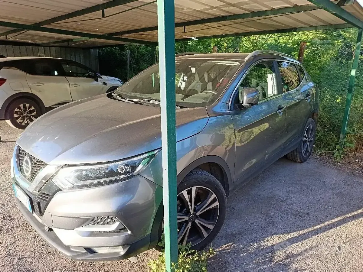 Usata Nissan Qashqai 116 CV (85 kW) 2021 Grigio SUV