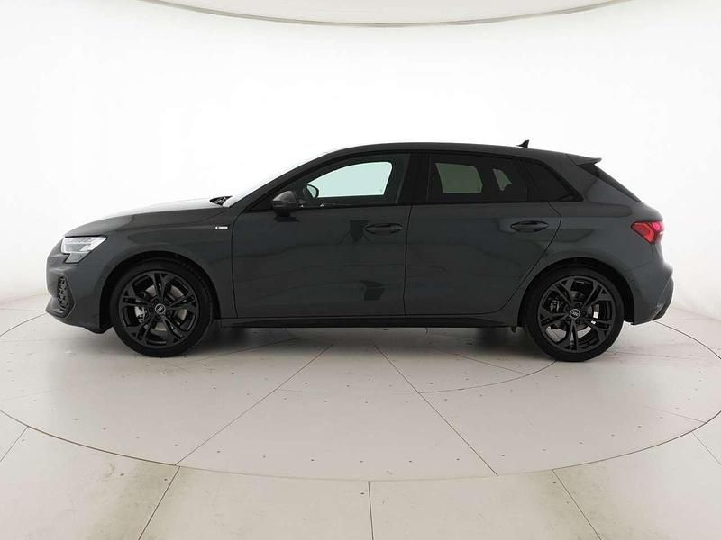 Nuova Audi A3 S-Line 204 CV (150 kW) 2026 Exclusive  nimbus grey Berlina