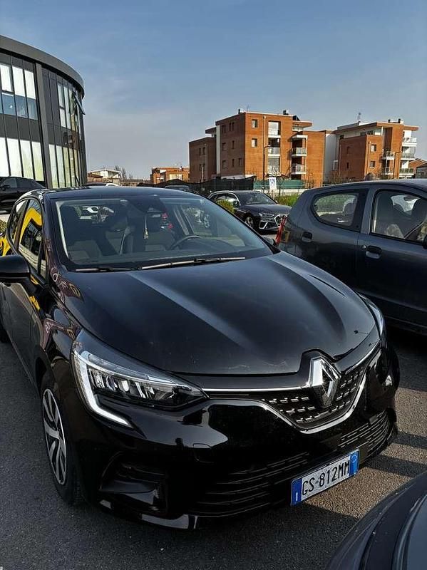 Usata Renault Clio V Equilibre 91 CV (66 kW) 2024 Nero Utilitaria