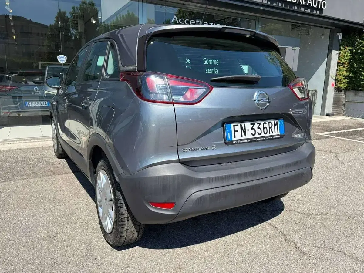 Usata Opel Crossland X 82 CV (60 kW) 2018 Grigio SUV