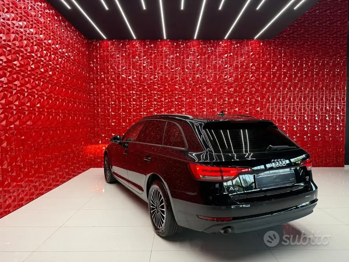 Usata Audi A4 Business 150 CV (110 kW) 2016 Nero Station wagon