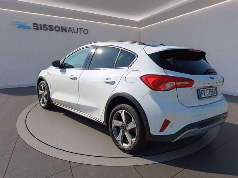 Usata Ford Focus Active 125 CV (91 kW) 2019 Bianco Berlina