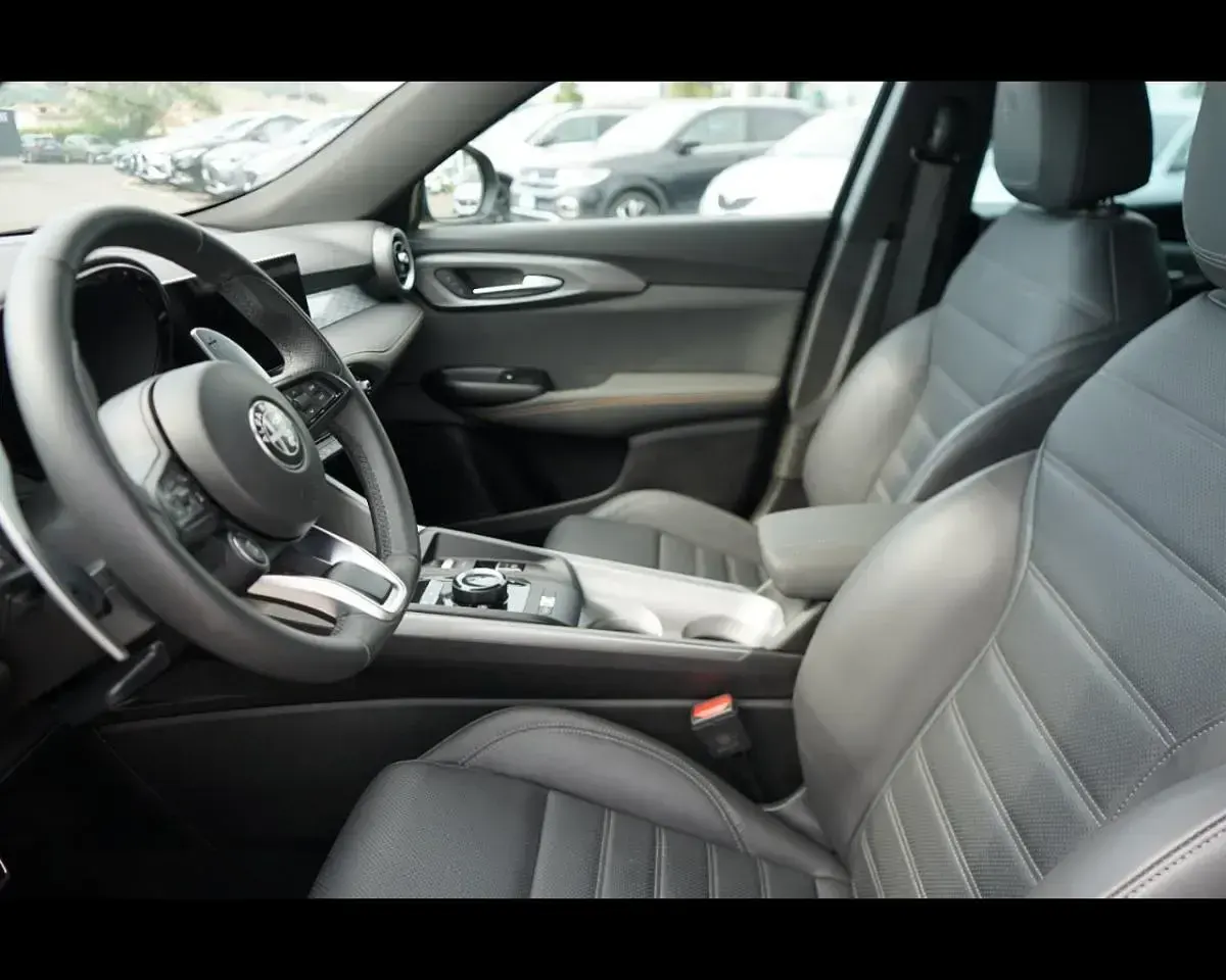 Usata Alfa Romeo Tonale Veloce 160 CV (117 kW) 2025 Grigio SUV