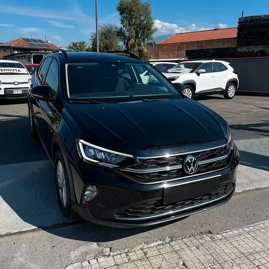Usata VW Taigo R-line 110 CV (80 kW) 2023 Nero SUV