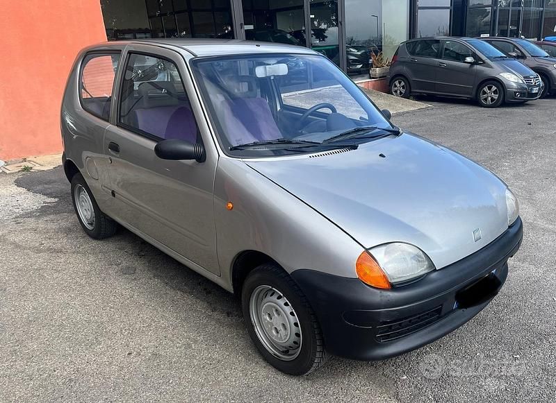 Usata Fiat Seicento Young 39 CV (28 kW) 2000 Argento Utilitaria