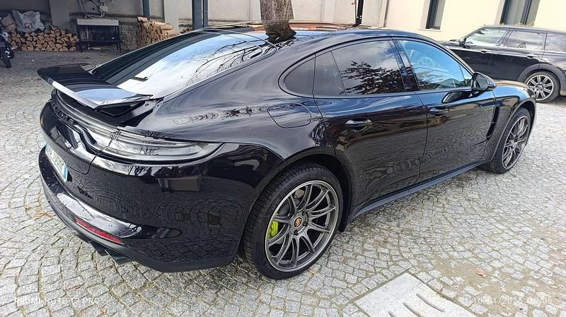 Usata Porsche Panamera 460 CV (338 kW) 2021 Nero Berlina