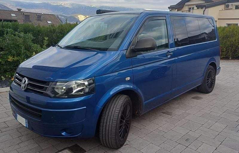 Blu/azzurro Usata 2010 VW T5 Startline Furgone | 26.000 € (Buon prezzo) - Immagine 1/4