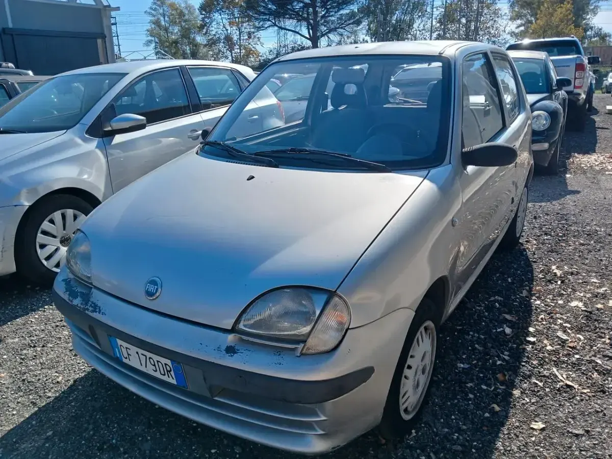 Usata Fiat 600 54 CV (39 kW) 2002 Coupé