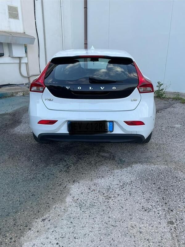 Usata Volvo V40 150 CV (110 kW) 2014 Station wagon