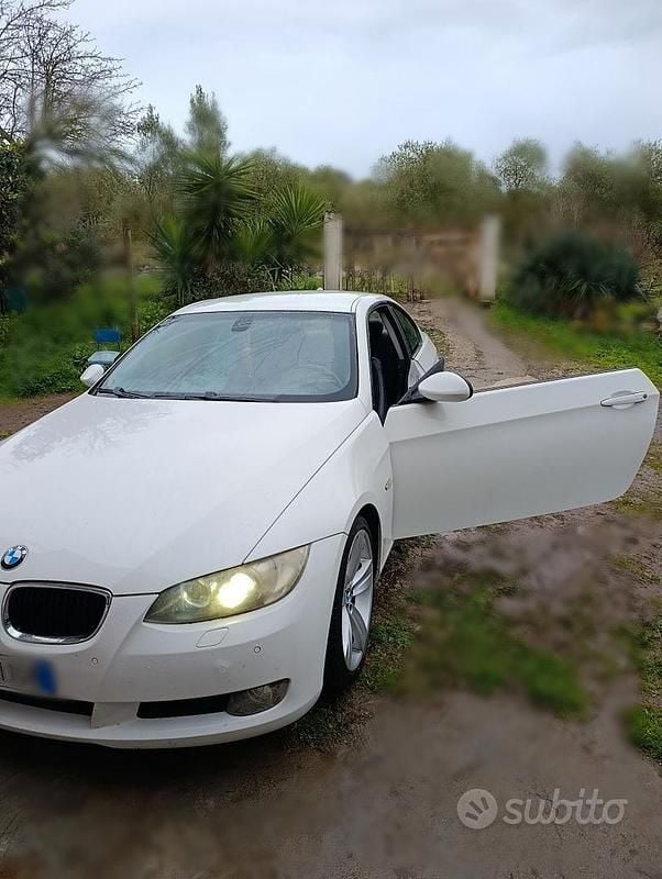 Usata BMW 320 Sport Line 180 CV (132 kW) 2009 Coupé