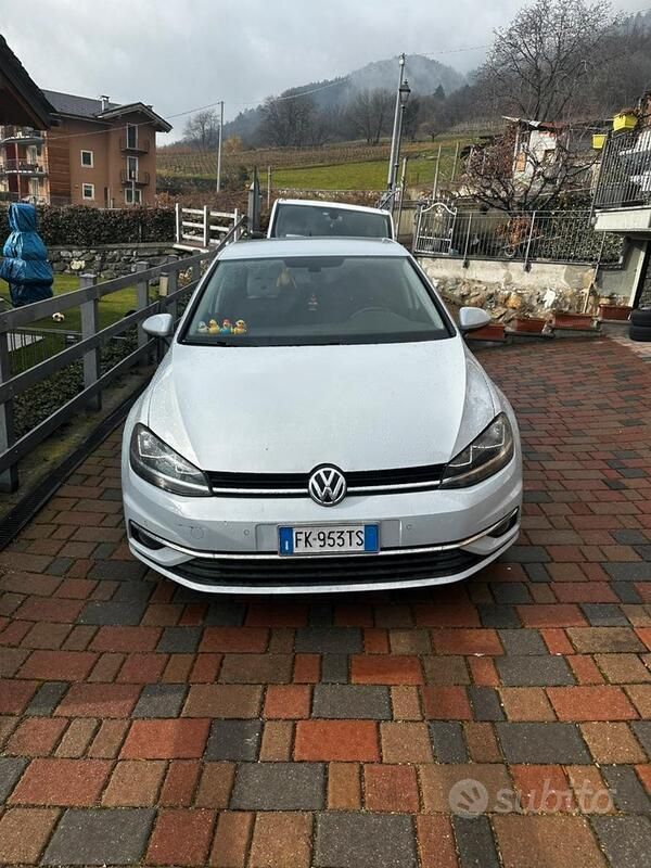 Bianco Usata 2017 VW Golf VII Due volumi | 18.000 € - Immagine 1/4