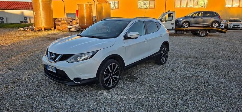 Usata Nissan Qashqai 110 CV (80 kW) 2014 Bianco SUV